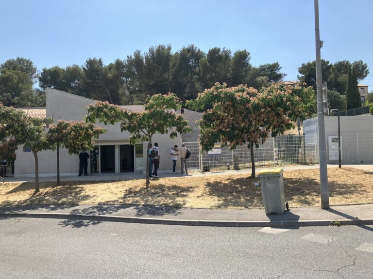 Rénovation de 2 sites de restauration des crèches, SEPTEMES LES VALLONS (13)